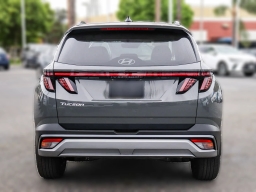 Hyundai Tucson SEL Premium FWD 2026