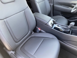 Hyundai Tucson SEL Premium FWD 2026
