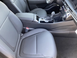 Hyundai Tucson SEL Premium FWD 2026