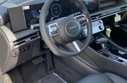 Hyundai Tucson SEL Premium FWD 2026