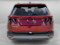 Hyundai Tucson SEL Premium FWD 2026