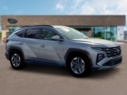 Hyundai Tucson SEL Premium FWD 2026