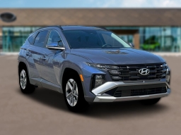 Hyundai Tucson SEL Premium FWD 2026