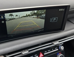 Hyundai Tucson SEL Premium FWD 2026