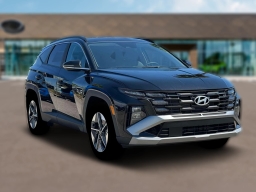 Hyundai Tucson SEL Premium FWD 2026
