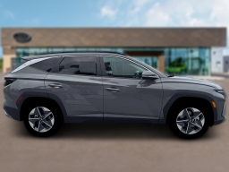 Hyundai Tucson SEL Premium FWD 2026