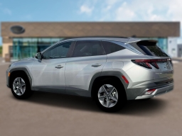 Hyundai Tucson SEL Premium FWD 2026