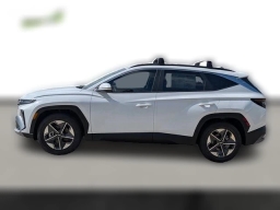 Hyundai Tucson SEL Premium FWD 2026