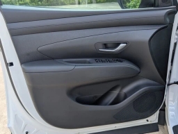 Hyundai Tucson SEL Premium FWD 2026