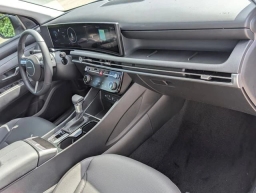 Hyundai Tucson SEL Premium FWD 2026