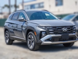 Hyundai Tucson SEL Premium FWD 2026