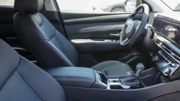 Hyundai Tucson SEL Premium FWD 2026