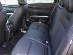 Hyundai Tucson SEL Premium FWD 2026