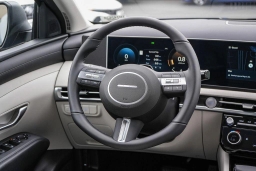 Hyundai Tucson SEL Premium FWD 2026