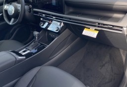 Hyundai Tucson SEL Premium FWD 2026