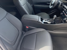 Hyundai Tucson SEL Premium FWD 2026