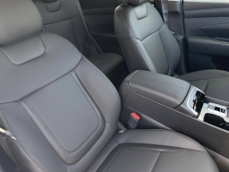 Hyundai Tucson SEL Premium FWD 2026