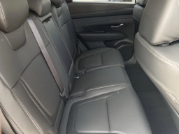 Hyundai Tucson SEL Premium FWD 2026
