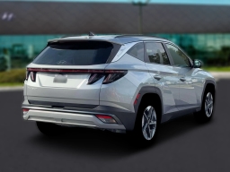 Hyundai Tucson SEL Premium FWD 2026