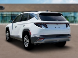 Hyundai Tucson SEL Premium AWD 2026