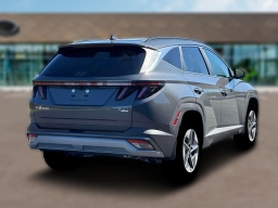 Hyundai Tucson SEL Premium AWD 2026