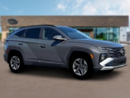 Hyundai Tucson SEL Premium AWD 2026