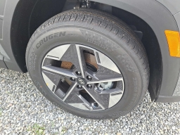 Hyundai Tucson SEL Premium AWD 2026