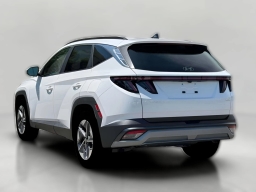 Hyundai Tucson SEL Premium AWD 2026