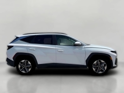 Hyundai Tucson SEL Premium AWD 2026
