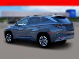 Hyundai Tucson SEL Premium AWD 2026