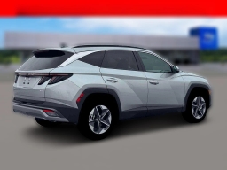 Hyundai Tucson SEL Premium AWD 2026