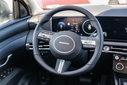 Hyundai Tucson SEL Premium AWD 2026
