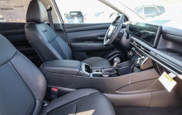 Hyundai Tucson SEL Premium AWD 2026