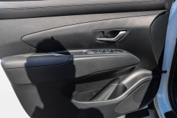 Hyundai Tucson SEL Premium AWD 2026