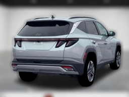 Hyundai Tucson SEL Premium AWD 2026