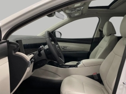 Hyundai Tucson SEL Premium AWD 2026