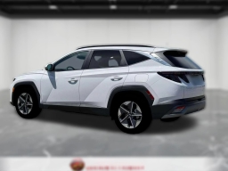 Hyundai Tucson SEL Premium AWD 2026