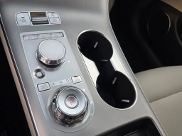Genesis GV70 2.5T Select AWD 2026