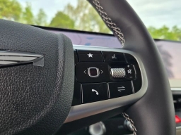 Genesis GV70 2.5T Select AWD 2026
