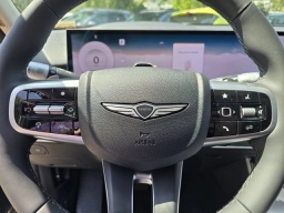 Genesis GV70 2.5T Select AWD 2026