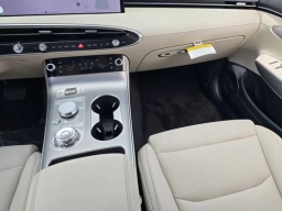 Genesis GV70 2.5T AWD 2026