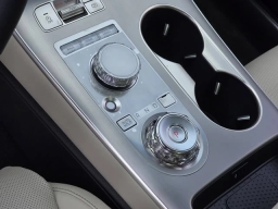 Genesis GV70 2.5T Select AWD 2026