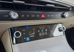 Genesis GV70 2.5T Select AWD 2026