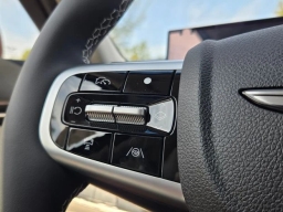 Genesis GV70 2.5T Select AWD 2026