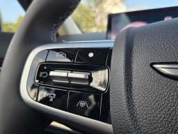Genesis GV70 2.5T Select AWD 2026