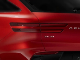Genesis GV70 2.5T Select AWD 2026