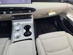 Genesis GV70 2.5T AWD 2026