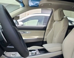 Genesis GV70 2.5T AWD 2026