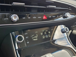 Genesis GV70 2.5T AWD 2026