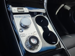 Genesis GV70 2.5T AWD 2026